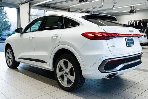 2025 Audi Q5 Sportback Premium Plus