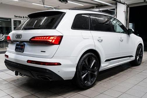2026 Audi Q7 55 Premium Plus
