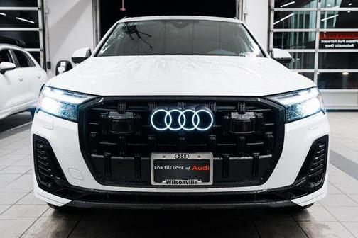 2026 Audi Q7 55 Premium Plus