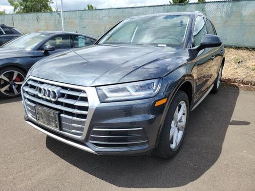 2020 Audi Q5 45 Premium Plus