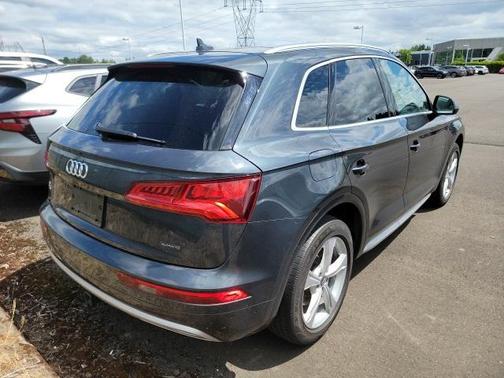 2020 Audi Q5 45 Premium Plus