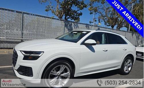 2022 Audi Q8 55 Premium Plus