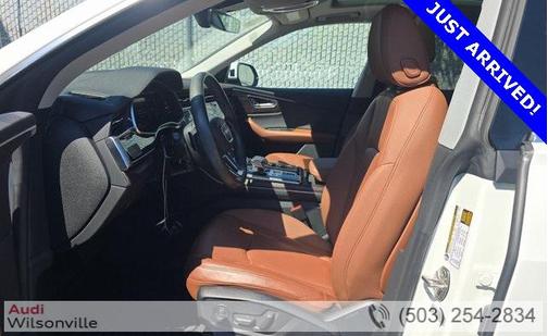 2022 Audi Q8 55 Premium Plus