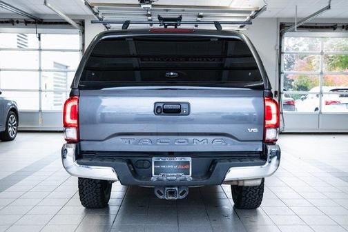 2016 Toyota Tacoma Base