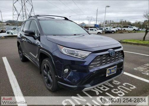 2019 Toyota RAV4 Hybrid SE
