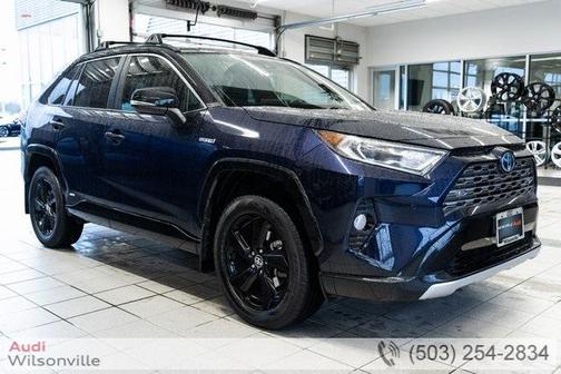 2019 Toyota RAV4 Hybrid SE