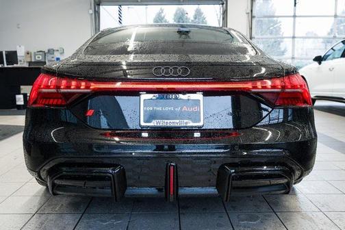 2026 Audi RS e-tron GT quattro