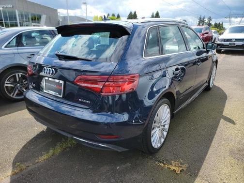 2017 Audi A3 e-tron 1.4T Tech Premium Plus