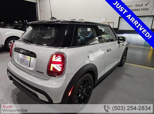 2023 MINI Hardtop Cooper