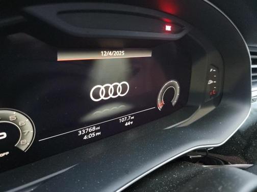 2023 Audi Q8 55 Premium