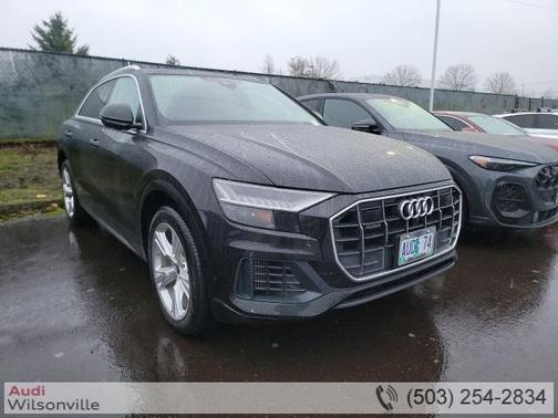 2023 Audi Q8 55 Premium