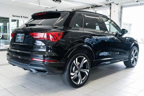 2023 Audi Q3 45 S line Premium Plus