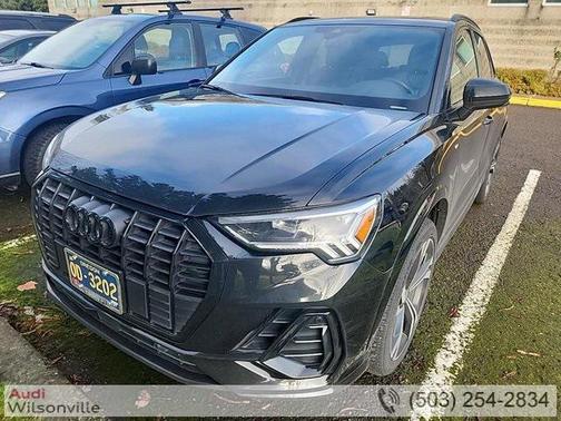 2023 Audi Q3 45 S line Premium Plus