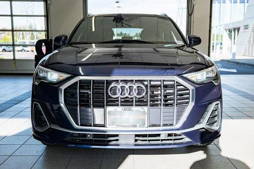 2022 Audi Q3 45 S line Premium