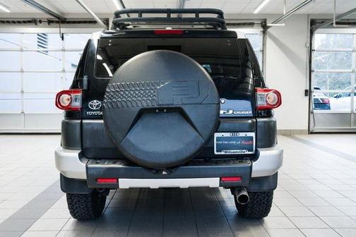 2013 Toyota FJ Cruiser Base