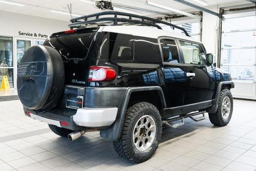 2013 Toyota FJ Cruiser Base