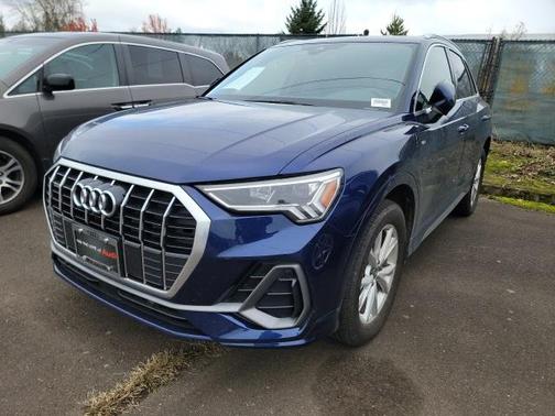 2025 Audi Q3 45 S line Premium Plus
