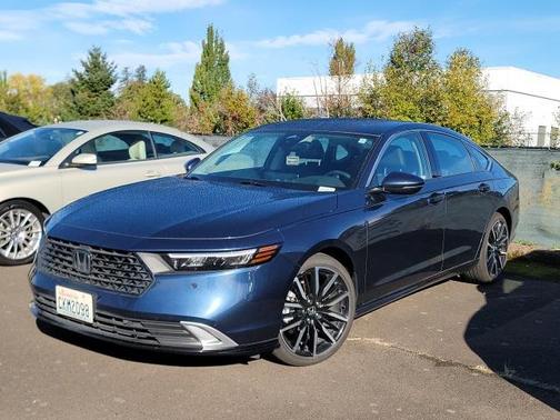 2023 Honda Accord Hybrid Touring