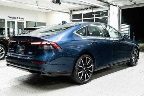 2023 Honda Accord Hybrid Touring