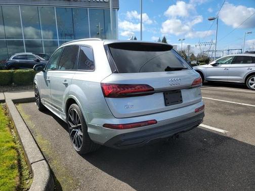 2023 Audi Q7 55 Prestige