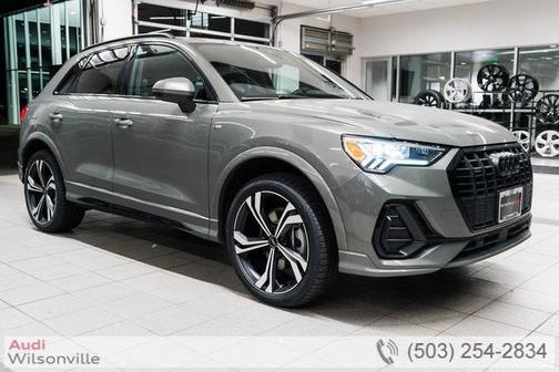 2023 Audi Q3 45 S line Premium Plus