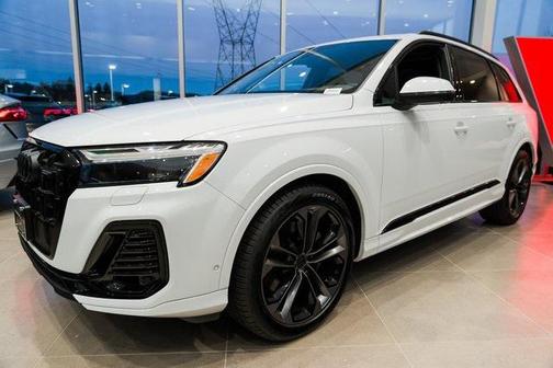2026 Audi Q7 55 Premium Plus