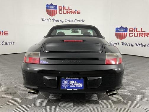 2003 Porsche 911 Carrera