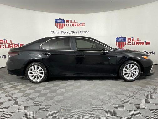 Midnight Black Metallic 2022 Toyota Camry LE