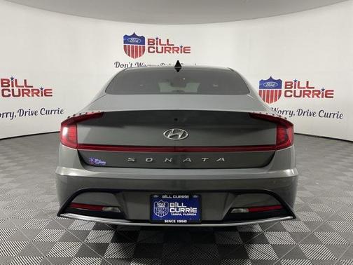 2021 Hyundai SONATA SE