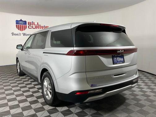 2022 Kia Carnival LXS