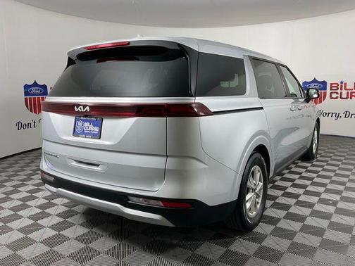 2022 Kia Carnival LXS