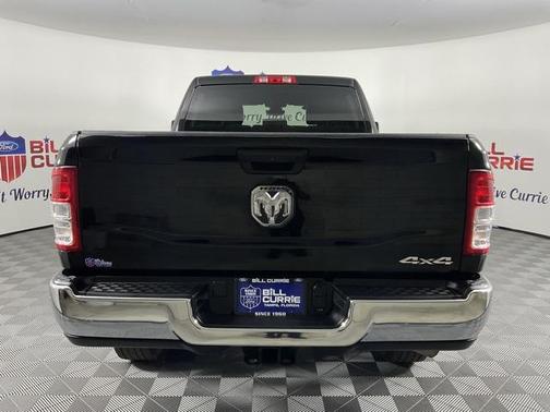2023 RAM 2500 Big Horn Crew Cab 4x4 6'4' Box