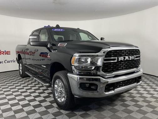 2023 RAM 2500 Big Horn Crew Cab 4x4 6'4' Box