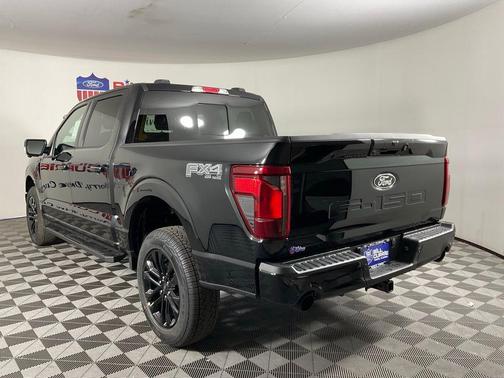 AGATE BLACK METALLIC 2026 Ford F-150 XLT