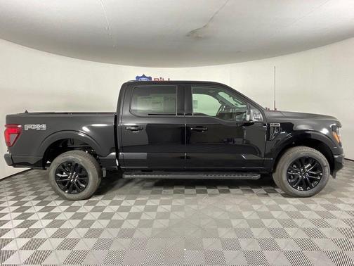 AGATE BLACK METALLIC 2026 Ford F-150 XLT