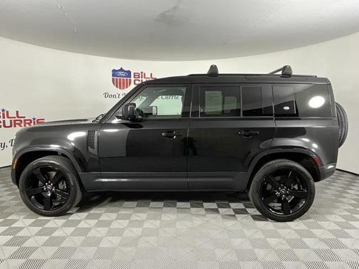 2022 Land Rover Defender 110 SE