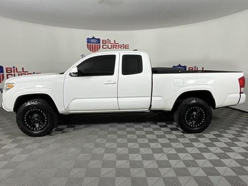 2016 Toyota Tacoma SR