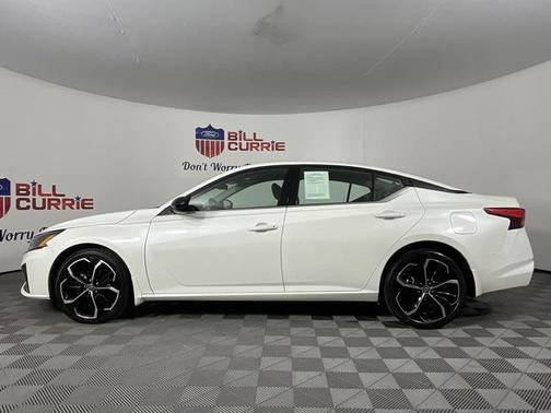 2023 Nissan Altima SR Intelligent AWD