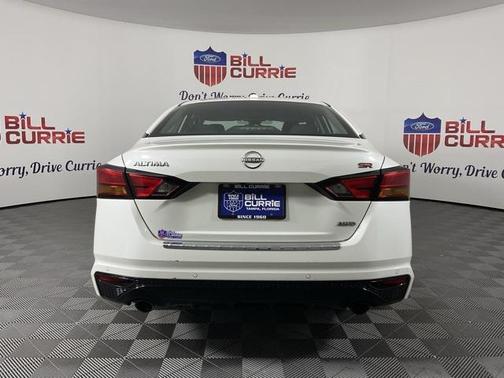 2023 Nissan Altima SR Intelligent AWD