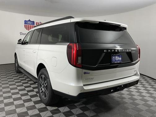 2025 Ford Expedition Max Active 4x2