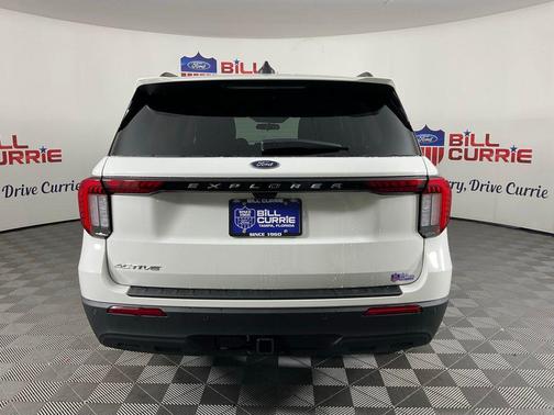 STAR WHITE MET TRI-COAT 2026 Ford Explorer Active
