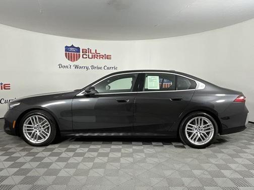 2024 BMW 530 i