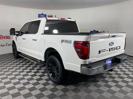 STAR WHITE METALLIC TRICOAT 2024 Ford F-150 Lariat