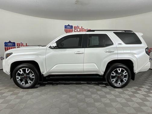 Wind Chill Pearl 2025 Toyota 4Runner TRD Sport Premium