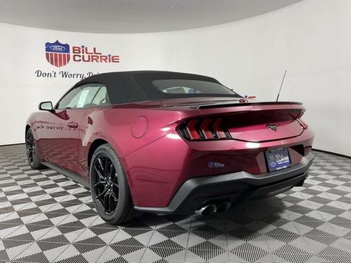 2025 Ford Mustang EcoBoost