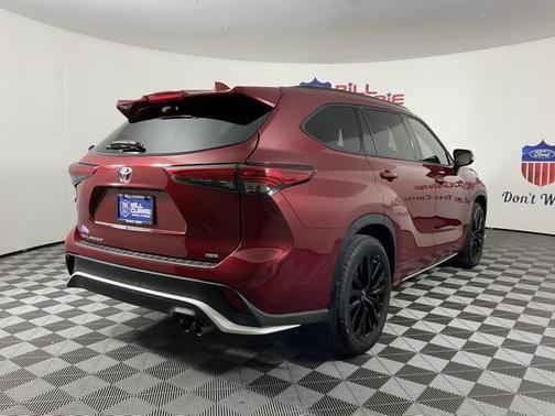 2023 Toyota Highlander XSE