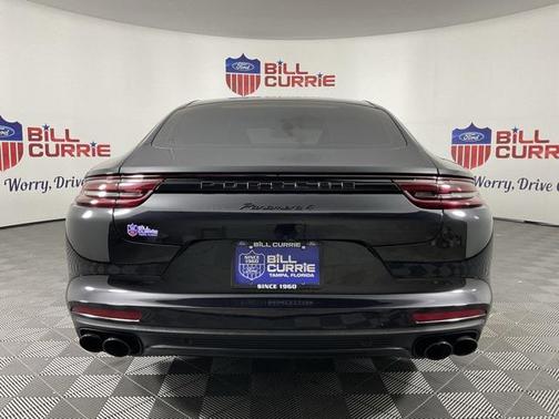 2019 Porsche Panamera 4