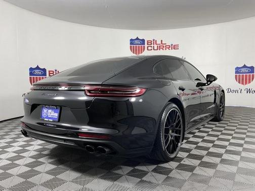 2019 Porsche Panamera 4