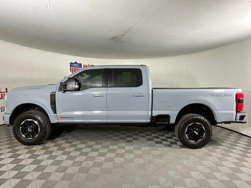 2025 Ford F-250 Platinum