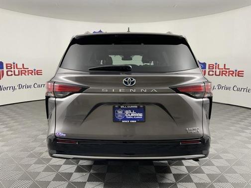 2021 Toyota Sienna Platinum 7 Passenger